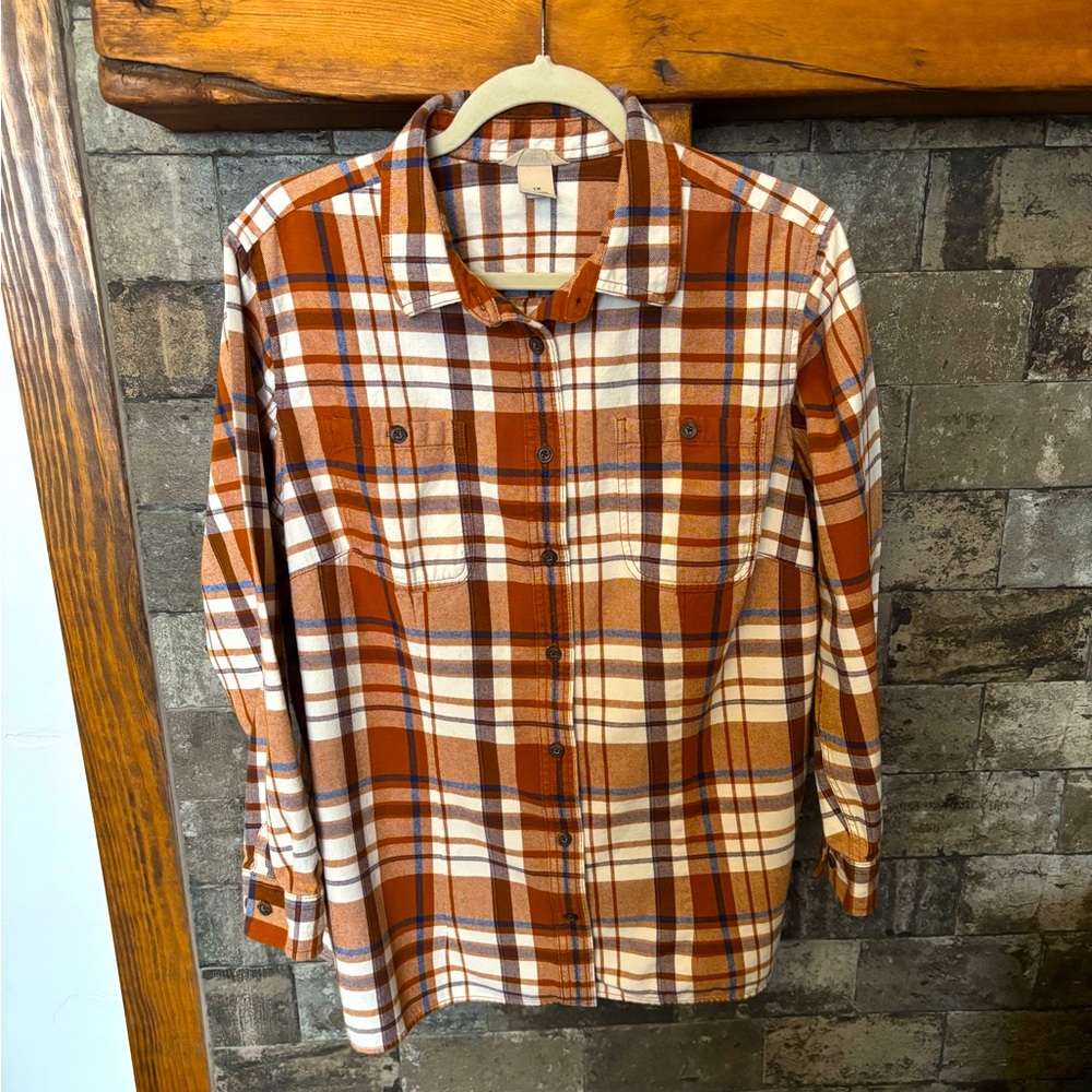 Flannel shirt